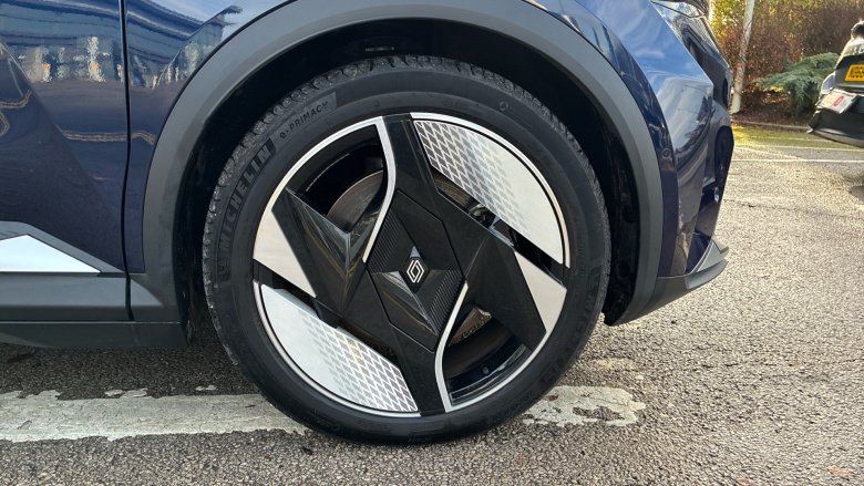 Renault Scenic E-Tech 160kW Iconic 87kWh Long Range 5dr Auto Electric Estate